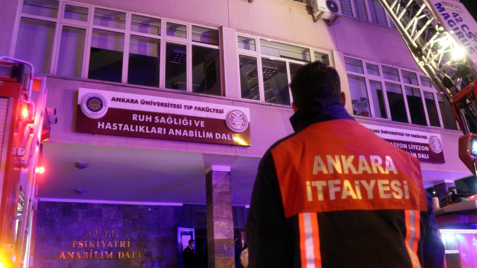 Ankara Cebeci Hastanesi'nde hasta odasını ateşe verdi: 1 kişi yaşamını yitirdi, 2 yaralı 