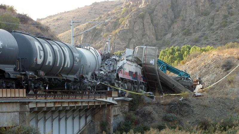 Sendikadan iki makinistin öldüğü Ankara'daki tren kazası tepkisi: Hattın sinyalizasyon sistemi tamamlanmadığı için yine bir facia yaşandı