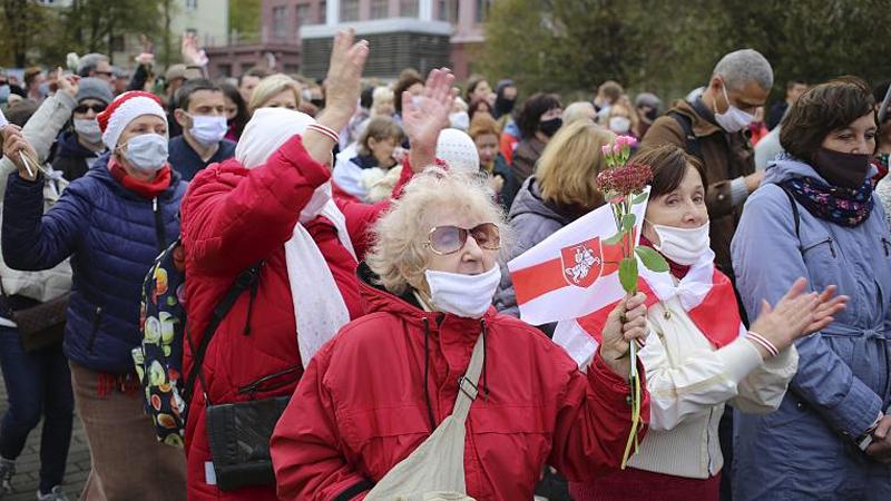 Belarus, muhalif lider Tikhanovskaya'nın çağrısıyla genel greve gitti