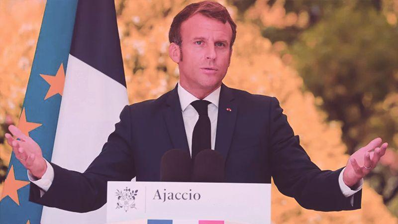 Yeni Şafak yazarından Macron tepkisi: Peygamberimiz’e hakaret etmenin karşılığı bellidir, dilimizle değil, elimizle müdahil olmamız gerekir!