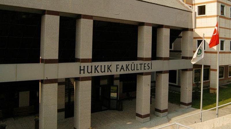 Prof. Gözler, YÖK'ün açıklamasını yalanladı: Eğitimin devam ettiği ve dekanı hukukçu olmayan 11 hukuk fakültesi var