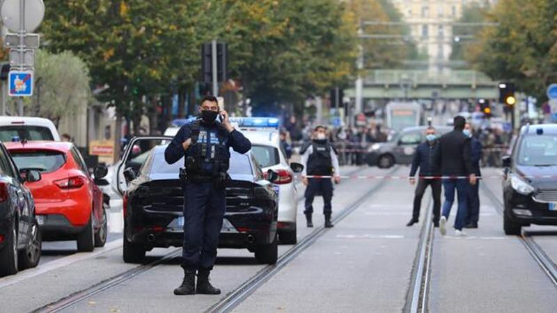 Fransa'daki bıçaklı saldırıya ilişkin bir kişi gözaltına alındı