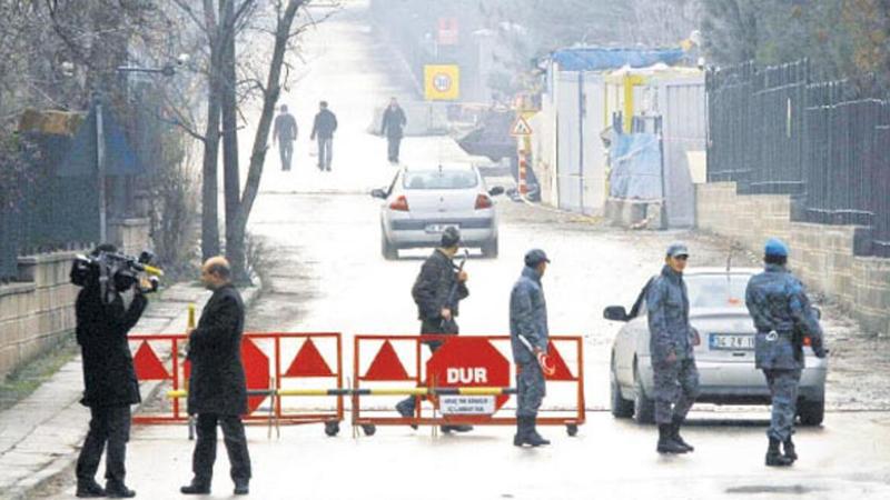 "Kozmik Oda baskınında savcı özellikle işgallere karşın devletin ne yapacağına dair planların olduğu odaları aramak istedi"