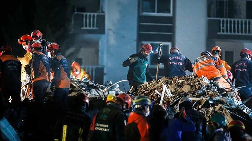 Medya Ombudsmanı Faruk Bildirici: Haber televizyonları depremi önce Kandilli’ye dayanarak 6.9 olarak verdiler; sonra ağız birliği etmişçesine AFAD’ın açıkladığı 6.6’ya döndüler