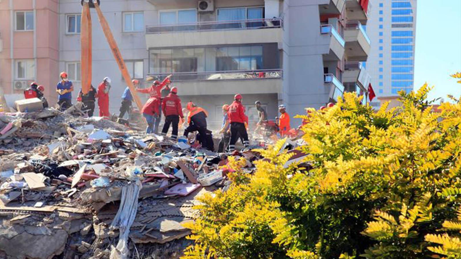 İzmir depreminde görevlendirilen 25 kişilik AFAD ekibi Koronavirüs karantinasına alındı