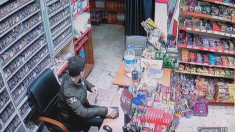 Kalacak yeri olmadığını söyleyip işe girdi; 1 saat sonra marketi soydu