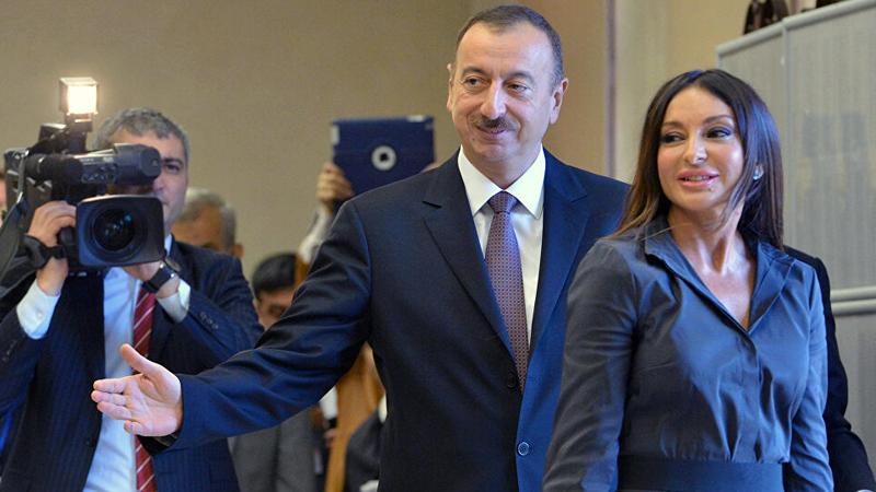 Hollanda parlamentosundan AB'ye Aliyev ve eşi hakkında 'yaptırım' teklifi