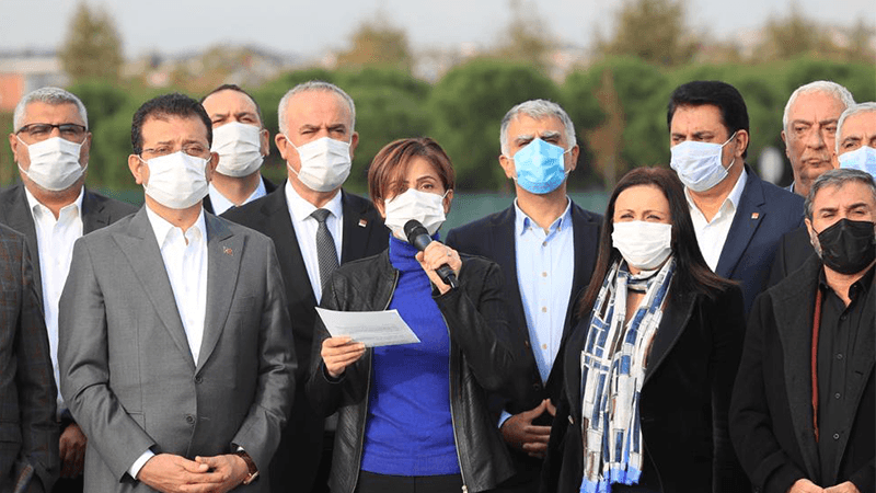 CHP İstanbul’dan tekmili birden Çakıcı tepkisi: İçişleri Bakanı bu tehdit karşısında hâlâ suskunsa ya devlet adamı değil, ya tetikçinin destekçisi!