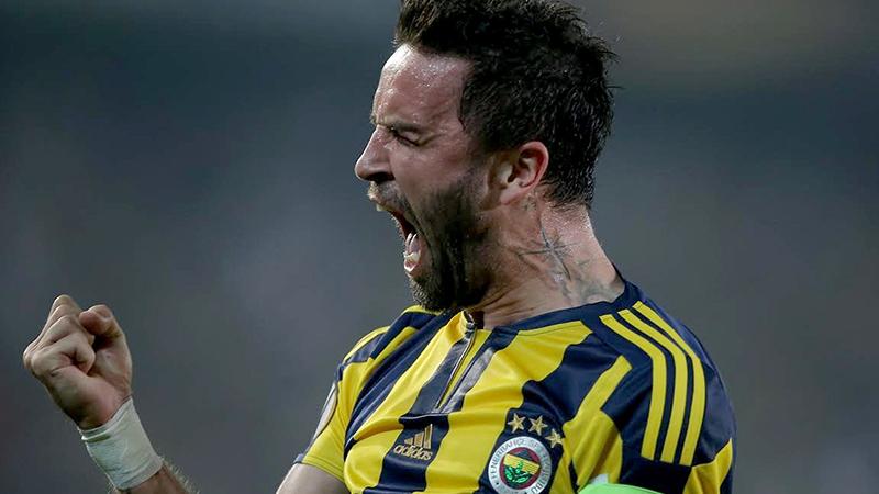 Fenerbahçe, Gökhan Gönül'le yolları ayırdı