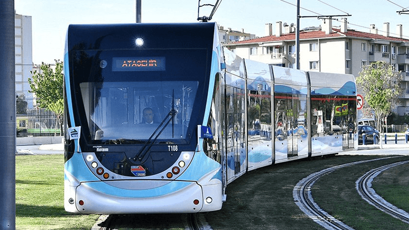 İzmir'de yeni kısıtlamalar sonrası toplu ulaşım düzenlemesi