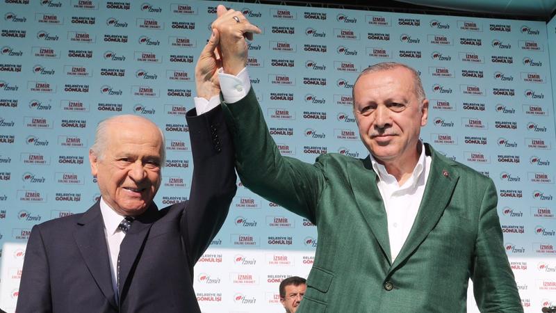 Karar yazarı Mehmet Ocaktan: Erdoğan, reform söylemlerinden tedirgin olan MHP'yi küstürmek niyetinde değil