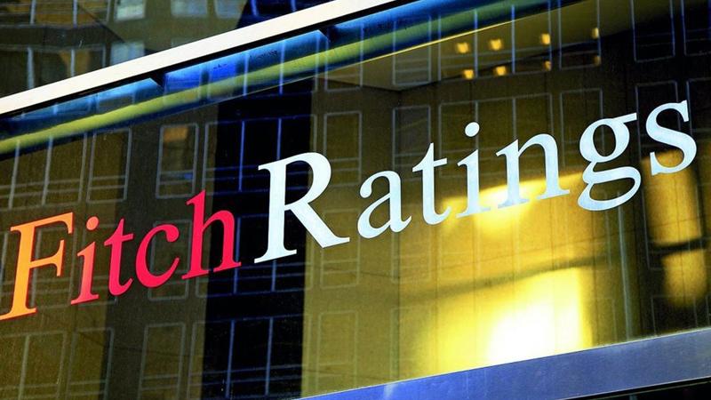 Fitch: TL'deki değer kaybı bankacılık sektörünün refinansman risklerini artırıyor