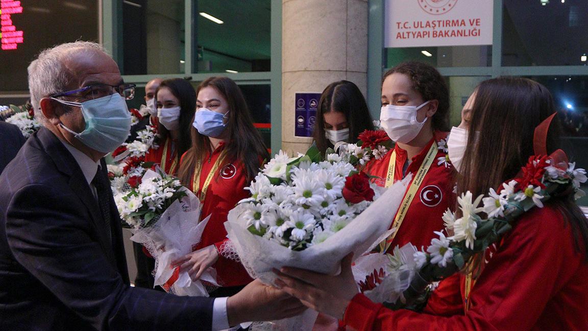 Milli cimnastikçi Duygu Doğan: Altın madalya alarak ülkemizi gururla temsil ettik