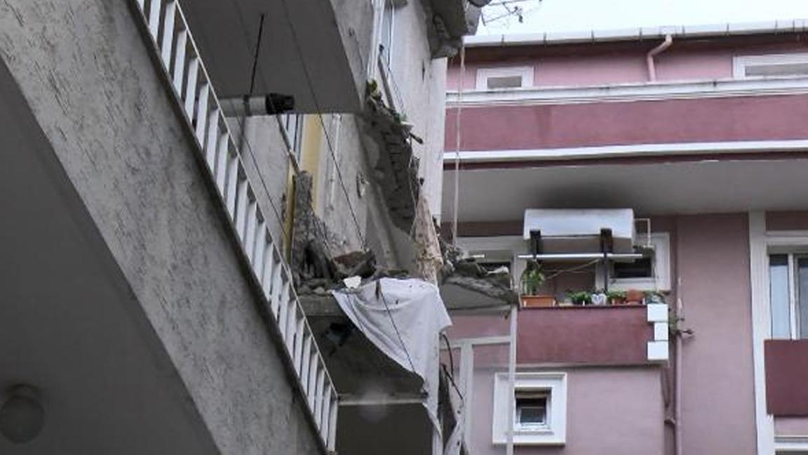 Avcılar’da, balkonların çökmesiyle birinin durumu ağır iki işçi yaralandı; bina mühürlendi 