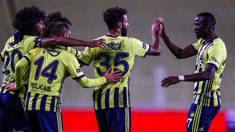 Fenerbahçe tek golle turladı