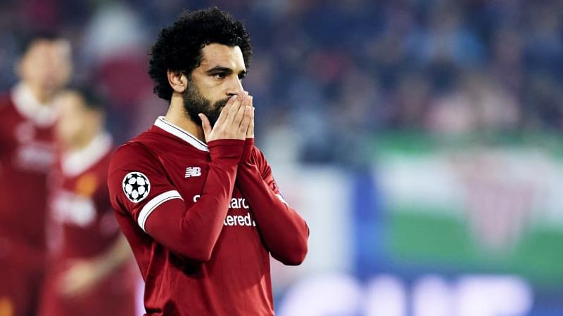 "Salah, Liverpool'da mutlu değil ve satılabilir"