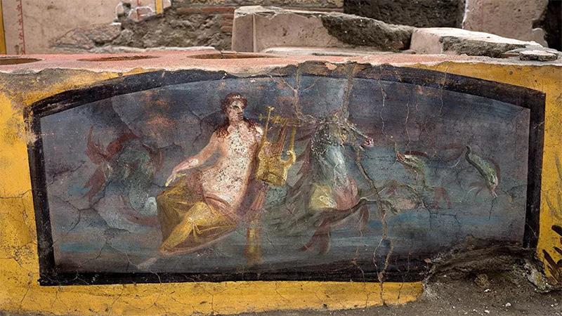 Yaklaşık 2000 yıldır zamanın durduğu antik Pompeii’de fast food restoranın atası bulundu