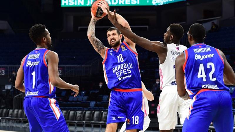 ÖZET | Anadolu Efes, Real Madrid'e mağlup oldu