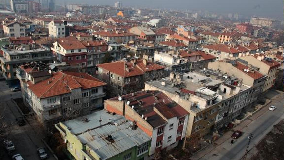 Kayseri'deki 50 kişinin Koronavirüs'ten öldüğü mahallenin muhtarı Koronavirüs'e yakalandı