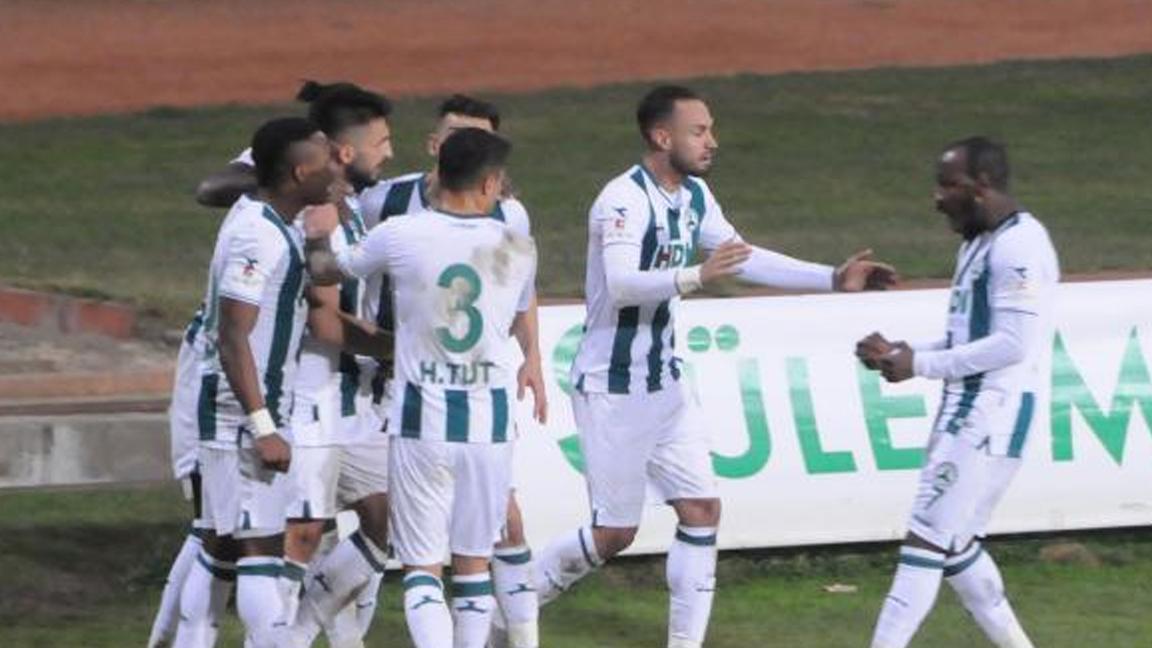 Galibiyet serisini 6 maça çıkaran Giresunspor, liderliğe yükseldi