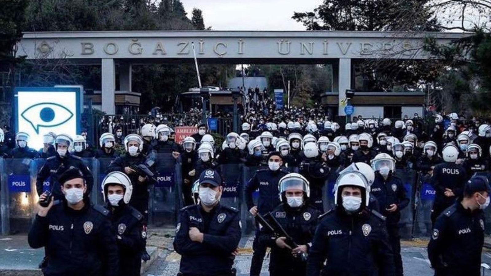 Boğaziçi protestolarında gözaltına alınan 24 öğrenciden 2'si tutuklamaya sevk edildi; diğerleri serbest bırakıldı