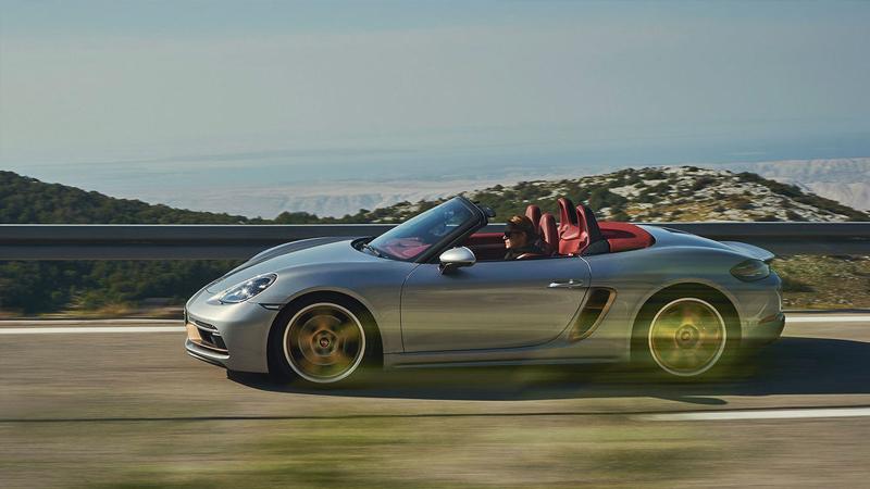 Porsche Boxster'ın 25. yılını özel bir modelle kutluyor