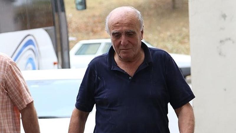 Hakan Şükür'ün babasına ''FETÖ'ye yardım''dan 3 yıl 1 ay hapis cezası