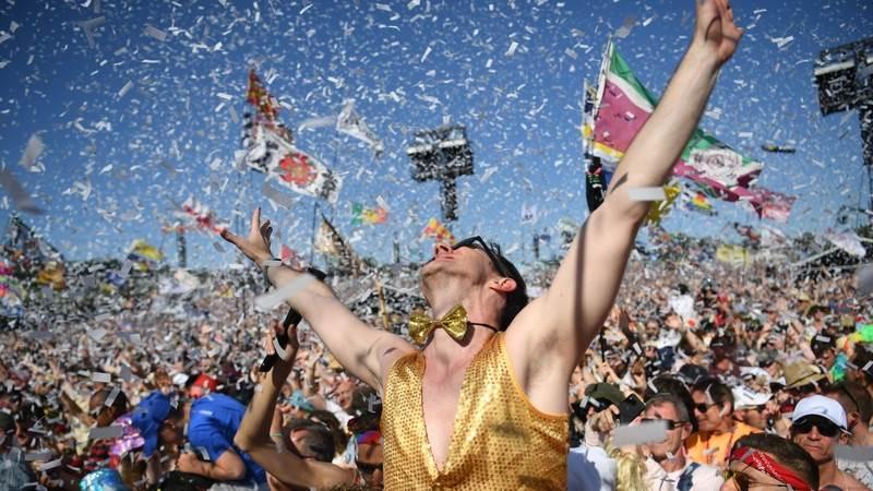 Temmuz ayında yapılması planlanan Glastonbury Festivali yine iptal edildi