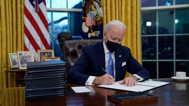 Biden, Oval Ofis'i nasıl dekore etti?