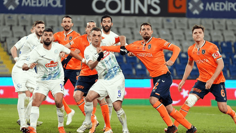 Başakşehir, evinde Çaykur Rizespor ile 1-1 berabere kaldı