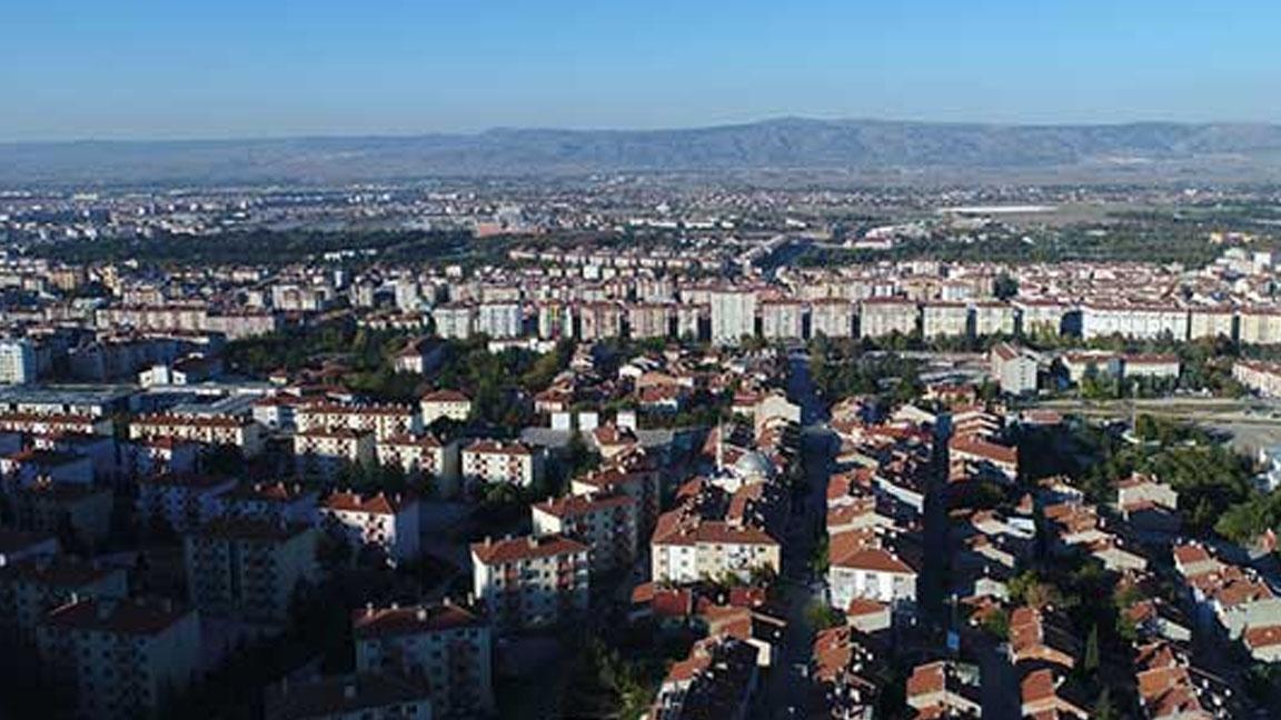 Eskişehir'de duyulan patlama sesiyle ilgili belediyeden açıklama: Uçağın ses duvarını aşmasından kaynaklanmıştır 