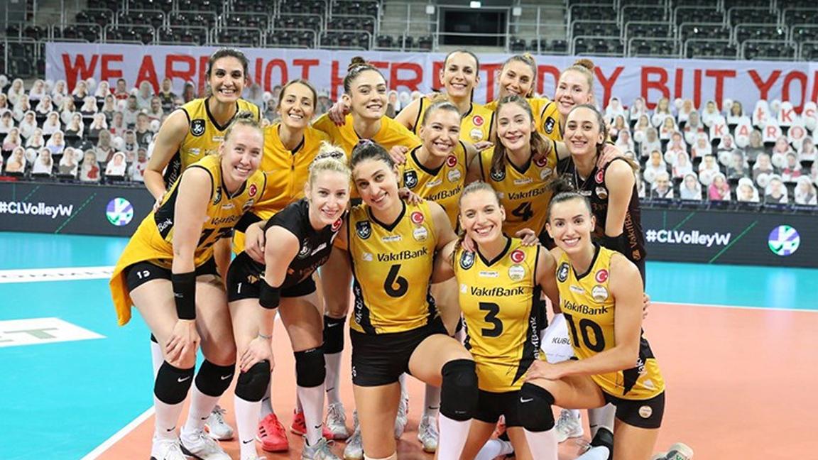 VakıfBank çeyrek finalde 