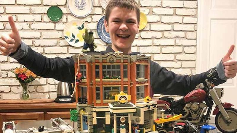 12 yaşındaki Haddon Haste, en hızlı Lego rekoruyla Guinness Rekorlar Kitabı'na girdi