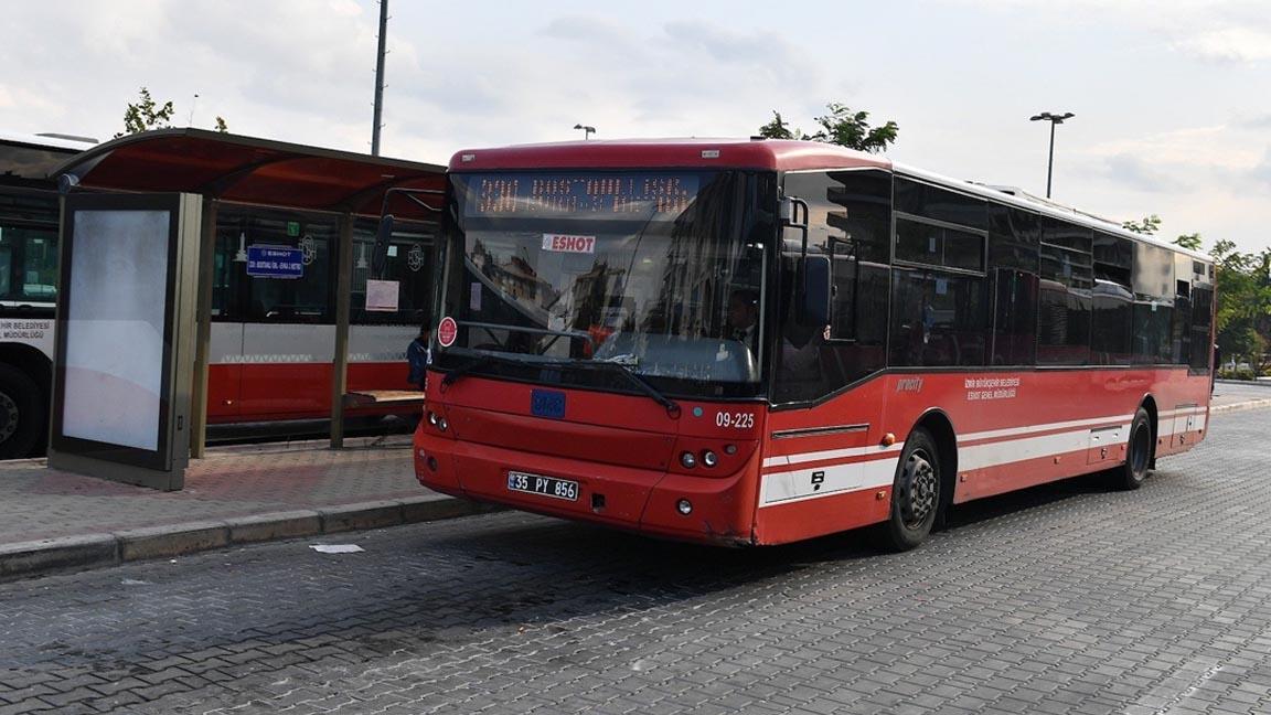 İzmir Büyükşehir Belediyesi'nden 8 Mart için yüzde 50 indirim kararı