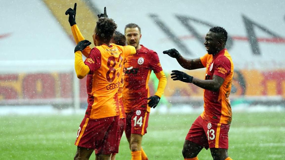 Galatasaray liderliği devraldı 