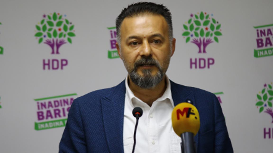 HDP'li Dede: Hakkari Belediye Eşbaşkanımıza işkence eşliğinde çıplak arama yapıldı