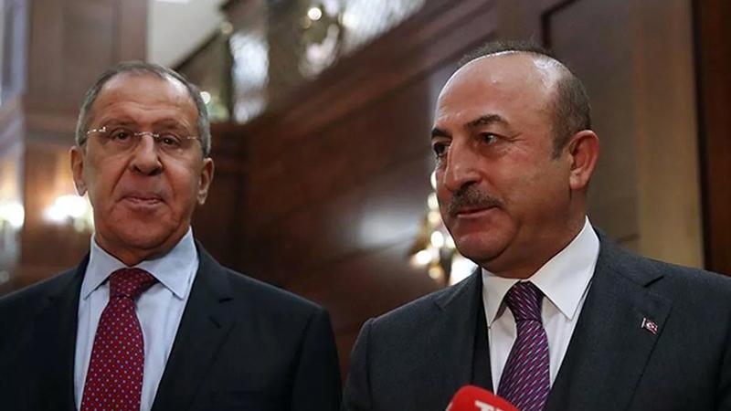 Dışişleri Bakanı Çavuşoğlu, Katar'da Rus mevkidaşı Lavrov ile görüştü