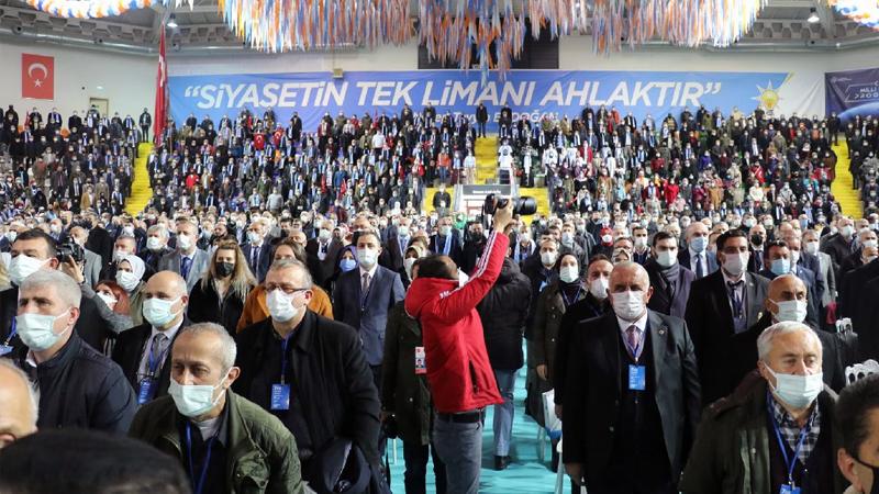 Cumhurbaşkanı Erdoğan'ın kongreleri için kullandığı 'lebaleb' kelimesi marka oldu 