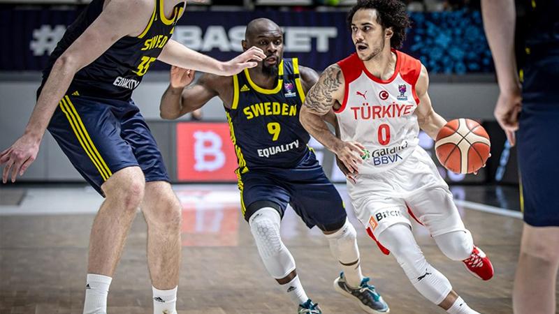 12 Dev Adam EuroBasket'e bir adım uzakta