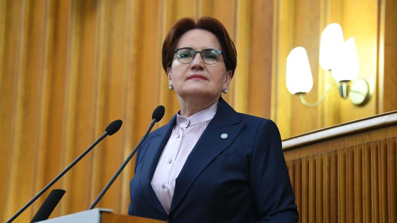 Akşener: Fezlekeler geldiğinde vatandaşı iki yumruk arasına sıkıştıran bu utanmazlığa geçit vermeyeceğiz