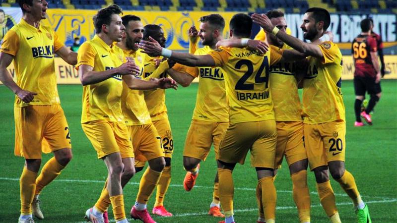 Galatasaray'a Ankaragücü deplasmanında soğuk duş!