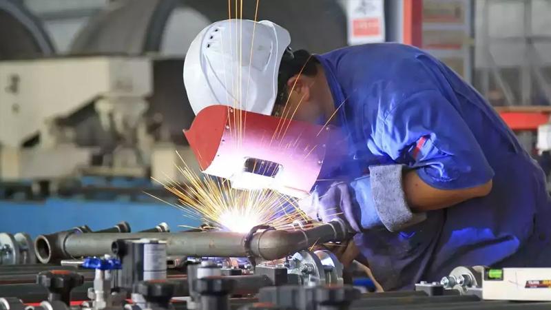 8 ayın en düşük seviyesi: İmalat PMI ocakta 50,5'e geriledi