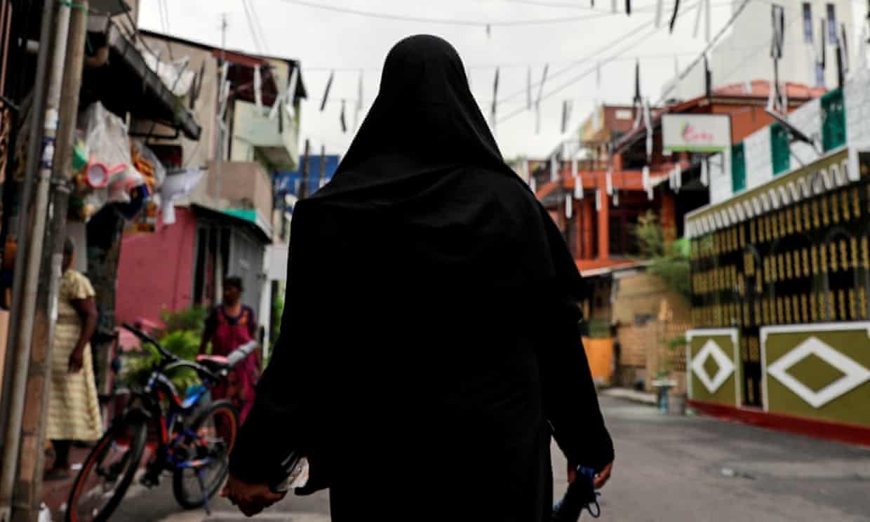 Sri Lanka, burka giyilmesini yasaklamaya ve medreseleri kapatmaya hazırlanıyor