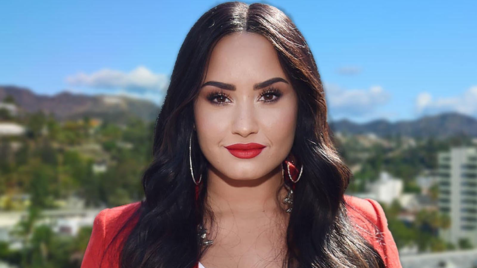 Demi Lovato, kendi tasarladığı cinsiyetsiz seks oyuncağını tanıttı 