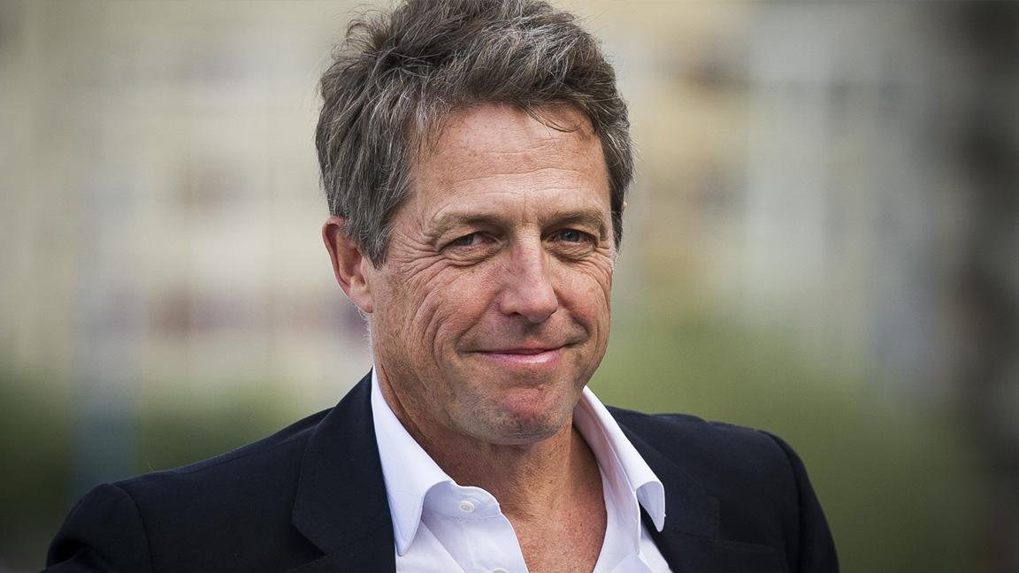 Ünlü aktör Hugh Grant ve ailesi Antalya’da tatil yapıyor