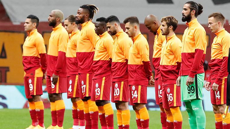 Galatasaray'da beklenen kadro operasyonu başlıyor