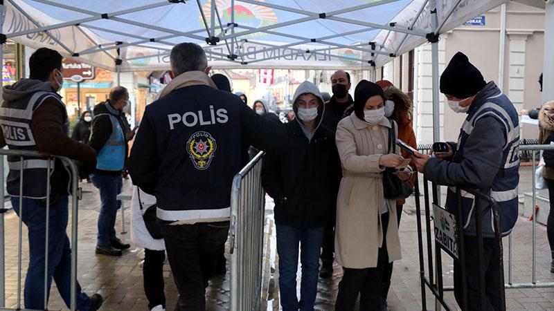 Prof. Dr. Oğuz Uzun: Semptomlar, mutasyonlu virüste farklılık gösteriyor