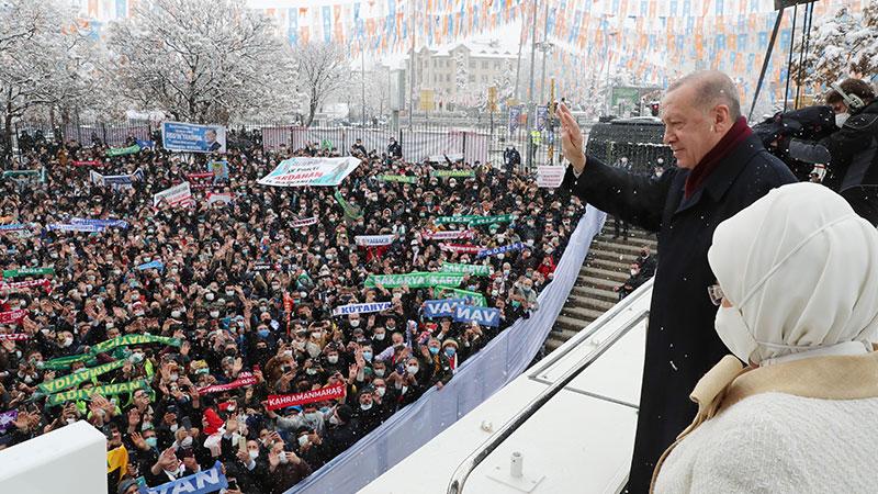 CHP’li Torun’dan AKP’ye: Lebalep dolu salonlarda kurultay yapıyorlar, bu tamamen canımıza kast etmek