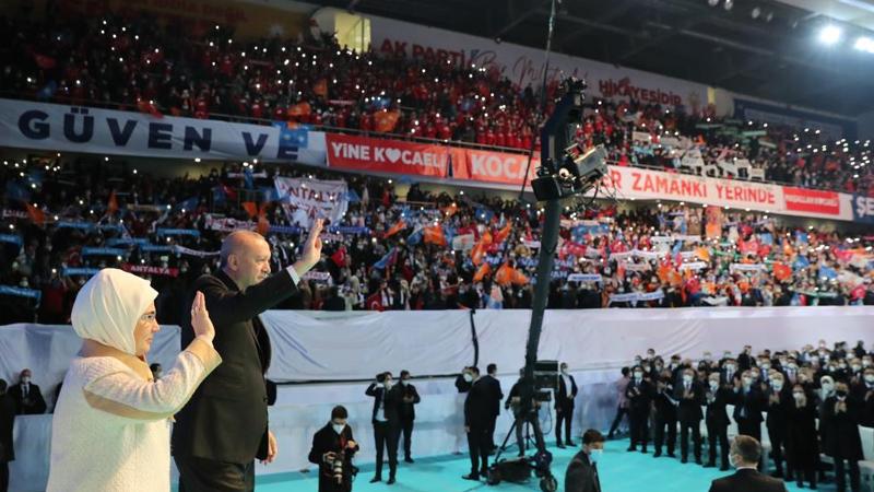 RTÜK üyesi Taşcı: RTÜK Başkanı TV yöneticilerine özel hattan “lebaleb” görüntüleri kullanmamaları talimatı gönderdi