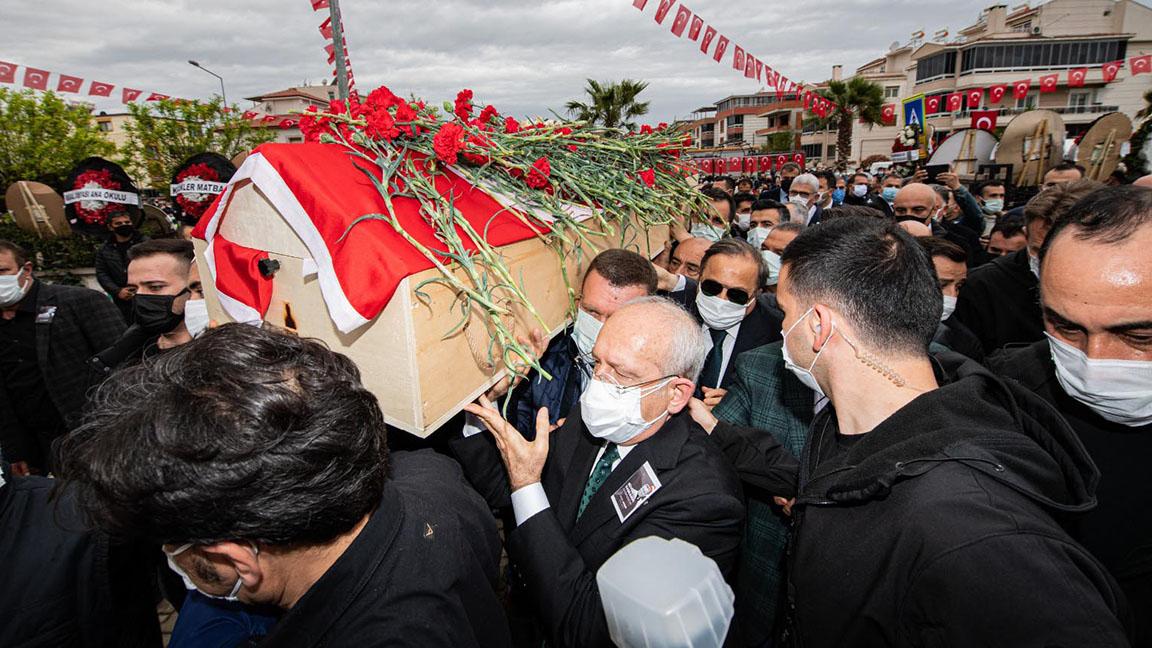 Torbalı Belediye Başkanı İsmail Uygur, son yolculuğuna uğurlandı